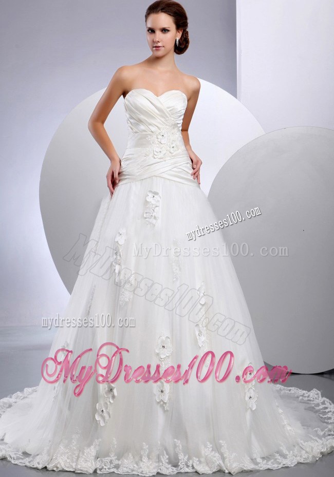 Sweetheart Ruched Court Train Bridal Dresses with Flowers and Lace Hemline